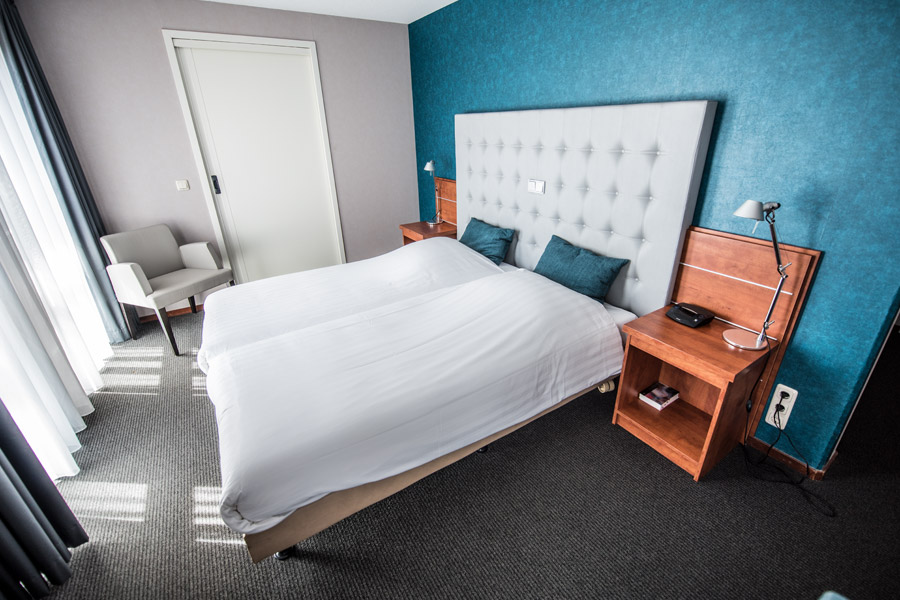 Hotel Lands End Den Helder - Single room with harbour view and balcony