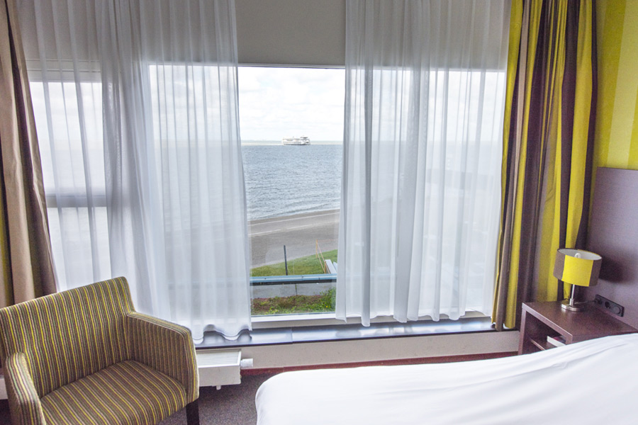 Hotel Lands End Den Helder - Single room with sea view and airconditioning